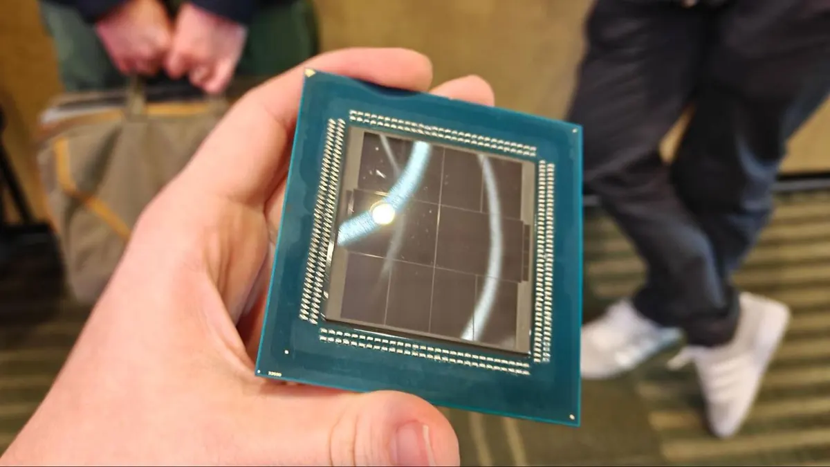 AMD Epyc 9996 Venice с 256 ядрами обеспечивает до 3,4-кратную производительность по сравнению с Intel